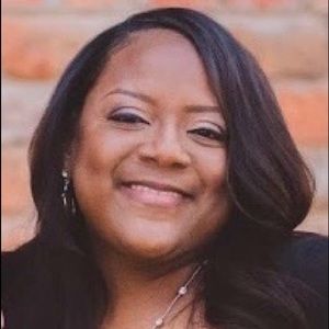 Meet your Posher, Chenita